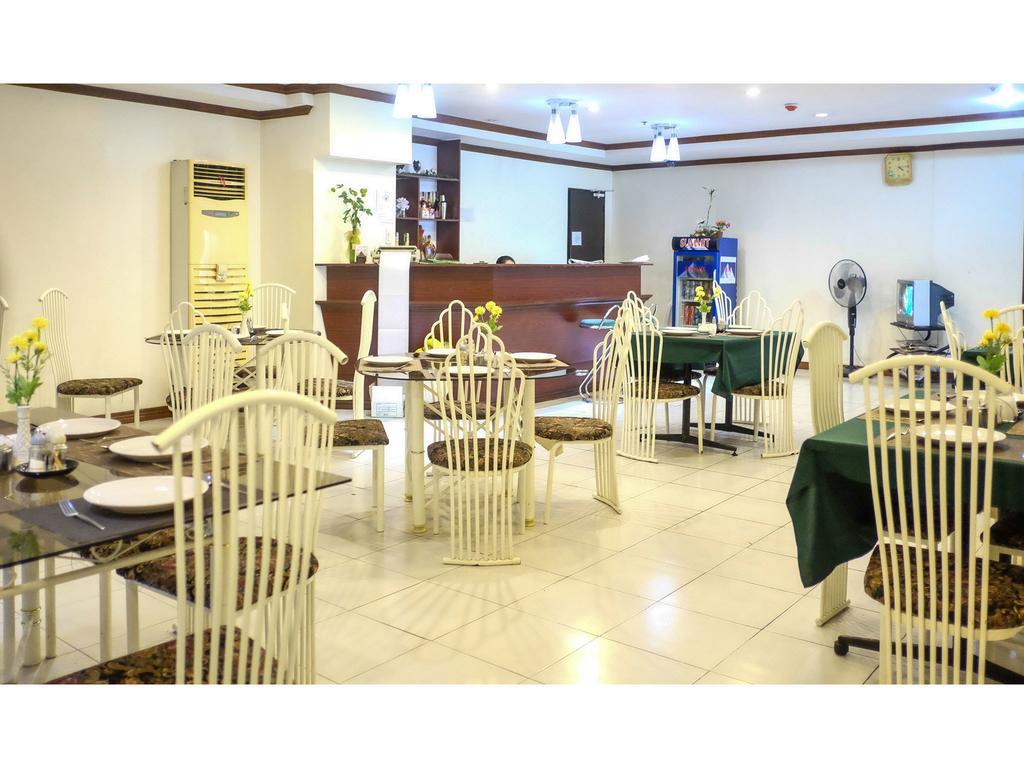 Crowne Garden Hotel Cebu Exterior photo